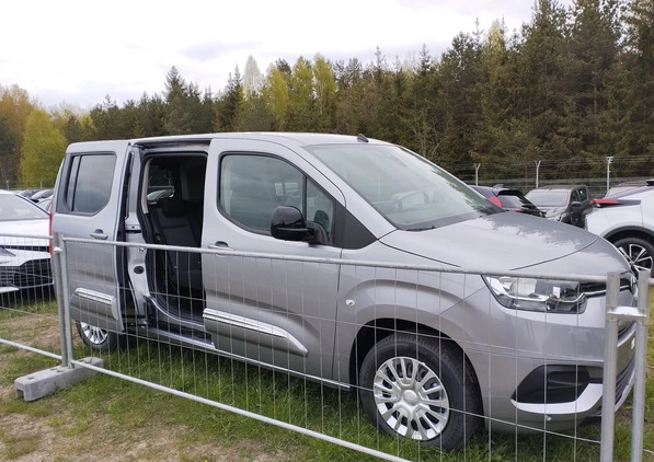 Toyota Proace City Verso cena 147700 przebieg: 2, rok produkcji 2024 z Gorzów Śląski małe 67